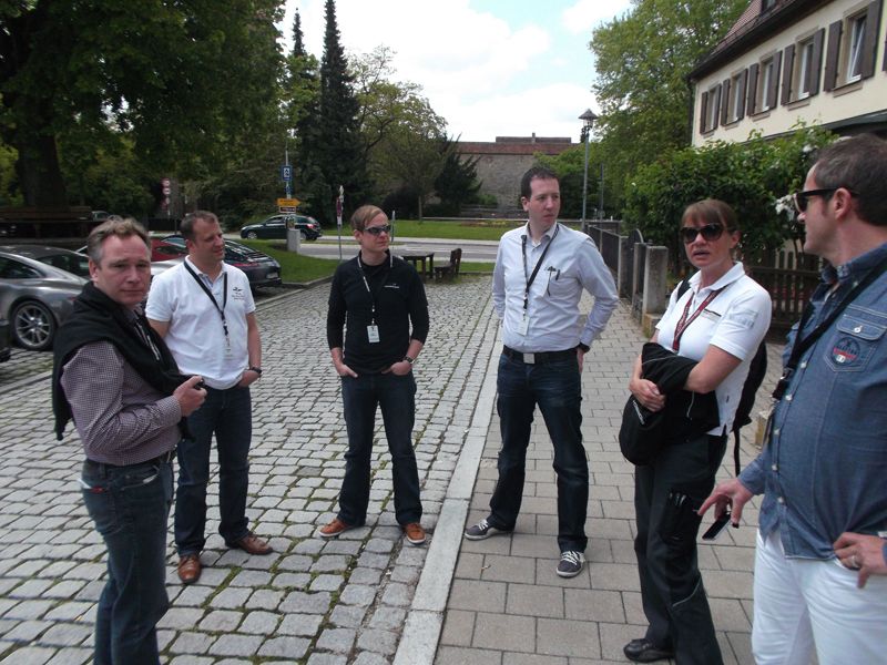 Daniel Mahr, Benjamin Nies (beide Kramer & Crew), Marco Bruderreck (CommVault), Dunja Dieterich (Porsche Travel) und Peter Jenny (Lake Solutions) (CommVault)