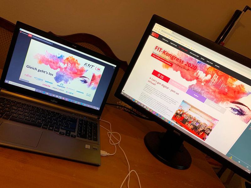 Bildschirm an – denn die Verleihung der WIN-Awards 2020 war dieses Jahr live on stream. (Bild: Vogel IT-Akademie)