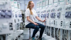 B. Braun beschäftigte zum Jahresende 2025 in 64 Ländern 66.821 Personen aus 143 Nationen. Damit wurden rund 1.000 Stellen zusätzlich geschaffen, v. a. in Forschung und Entwicklung sowie im Vertrieb.  (Bild: Marco Moog/B.Braun)