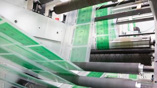 Geht es um Sekundärverpackungen für den Versand biologischer Proben, gibt es enormes Potenzial, um diese nachhaltiger zu machen. (Bild: Debatin / Simone Staron, Bruchsal)