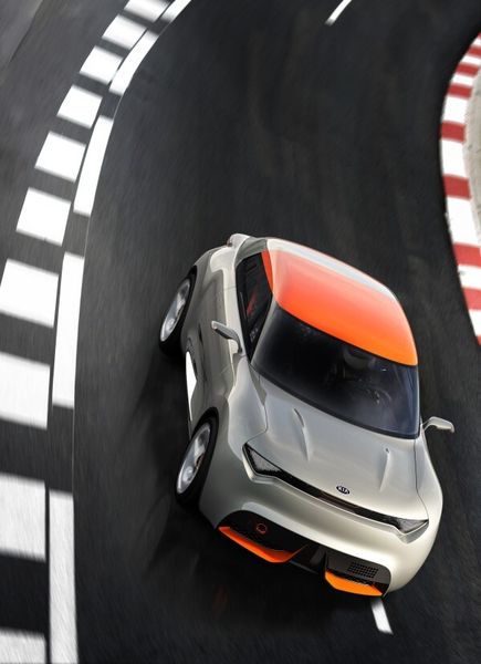 Der Kia provo ist weit mehr als nur eine Design-Übung. Die Studie wird angetrieben von einem „Smart 4WD“-Hybridsystem, das einen 204 PS starken 1,6-Liter-Turbo-GDI-Benziner mit einem Elektromotor kombiniert. (Bild: KIA)