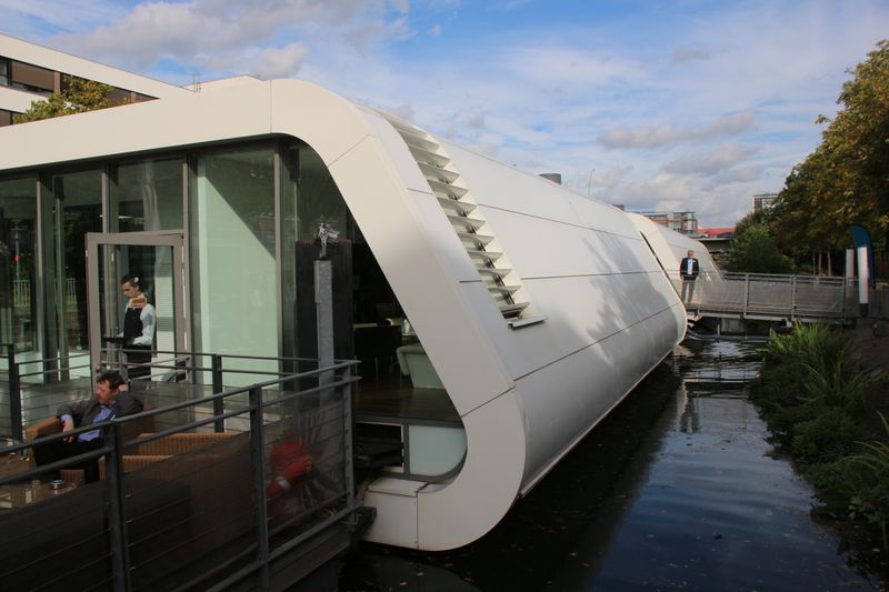 In Hamburg findet die „XPhone in Motion“ nicht an, sondern auf der Elbe statt. (Bild: C4B)