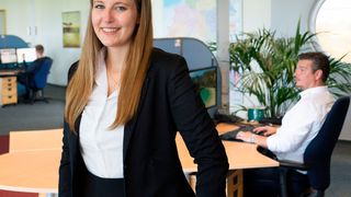 Deborah Goecke von Loco-Soft hält das Webinar Digitalisierung. (Loco-Soft)