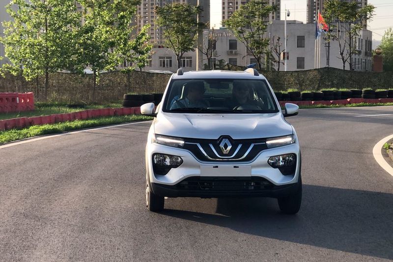 Das Design wirkt mit den SUV-Allüren trendig und pfiffig.
 (Renault/ SP-X/Benjamin Bessinger)