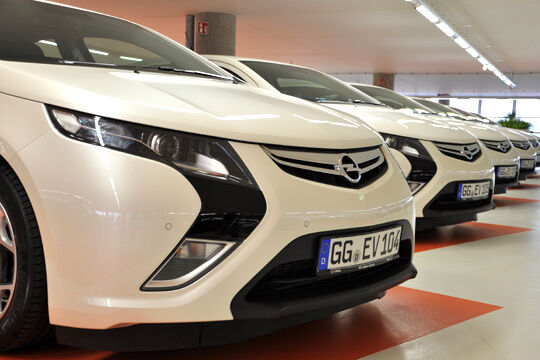 Der neue Opel Ampera: Ab dem vierten Quartal wird er nach und nach auf den Handel verteilt. (Rehberg)