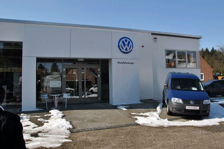 Auch mit einem Nutzfahrzeugbetrieb ist das Unternehmen in Jesteburg vertreten. (Foto: v. Maltzan)