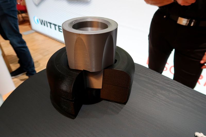 Der Bit erfährt im Betrieb aufgrund der großen Antriebsfläche eine gleichmäßige Spannungsverteilung, was seine Lebensdauer wesentlich erhöht. (Bild: D.Quitter – VCG)