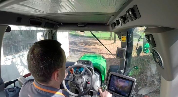 Driver Extended Eyes: Das innovative Fahrerassistenzsystem von BFFT und SAME DEUTZ-FAHR macht Traktorfahren sicherer.  (Same Deutz-Fahr)