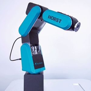 Mit Horst600 erweitert fruitcore robotics seine Produktfamilie um einen modularen Kleinroboter für Anwendungen in Pharmaunternehmen, Laboren, Medizintechnik und der Industrie.