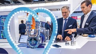 Einen intensiven, persönlichen Fachaustausch auf den Ständen ermöglichte die diesjährige Fachmesse SPS vom 14. bis 16.11. in Nürnberg. Über 50.000 Interessenten besuchten die SPS in diesem Jahr. (Bild: Mesago Messe Frankfurt GmbH / Arturo Rivas Gonzales)