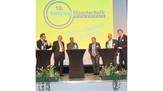 Die Podiumsdiskussion behandelte das Thema „Notwendiges Veränderungsmanagement – Zukunftsvorsorge in Zeiten der Hochkonjunktur.“ (KIST)