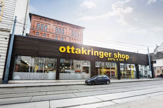(Die Ottakringer Brauerei betreibt einen eigenen Shop in Wien. (Bild: Ottakringer Gruppe))