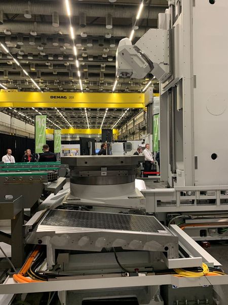 Auf den Starrag TecDays erhielten Besucher weitreichende Einblicke in neue Lösungen und deren Wirkung in beispielhaften Fertigungsprozessen. (Bild: VCG/Sonnenberg)