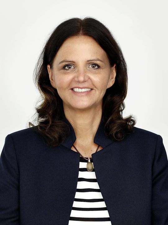 (Die geschäftsführende Gesellschafterin Juliane Hehl verantwortet die Bereiche Marketing und Business Development. (Bild: Arburg))