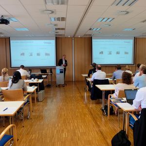 Gut 60 Teilnehmer waren zum 3. Zukunftsforum Technik der IHK Würzburg-Schweinfurt gekommen. (Bild:  Schreier)