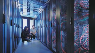 Die Rechenpower des neuen Supercomputers entspricht 10 000 Laptops. (Bild: Amadeus Bramsiepe -  KIT)