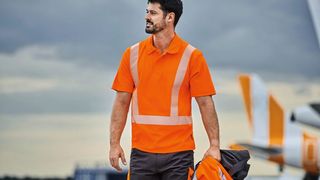 Mewa nutzt KI bei der Funktionsprüfung von Warnkleidung und erhöht damit die Ergebnissicherheit. (Bild: Mewa)