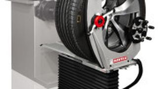 Praktisch: Die Spannmittel sind stets in Griffweite, das spart Zeit. (Foto: Haweka)