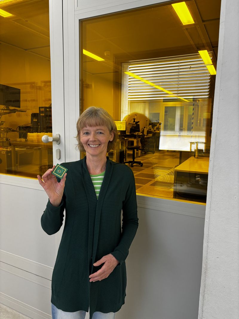 Prof. dr. rer. nat. Monika Saumer, Hogeschool Kaiserslautern, ontwikkelt 3D-elektrodensystemen waarmee bijvoorbeeld de innervatie van complexe organoïde-culturen kan worden nagebootst.(Bild:  Hogeschool Kaiserslautern)