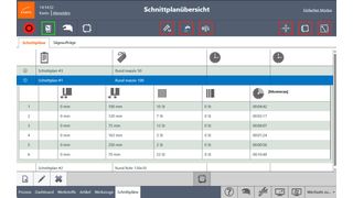 Blick auf die Materialbibliothek und die Schnittpläne. Diese verkürzen laut Kasto Rüstzeiten und ermöglichen die automatisierte Abarbeitung wiederkehrender Aufträge. (Bild: Kasto)