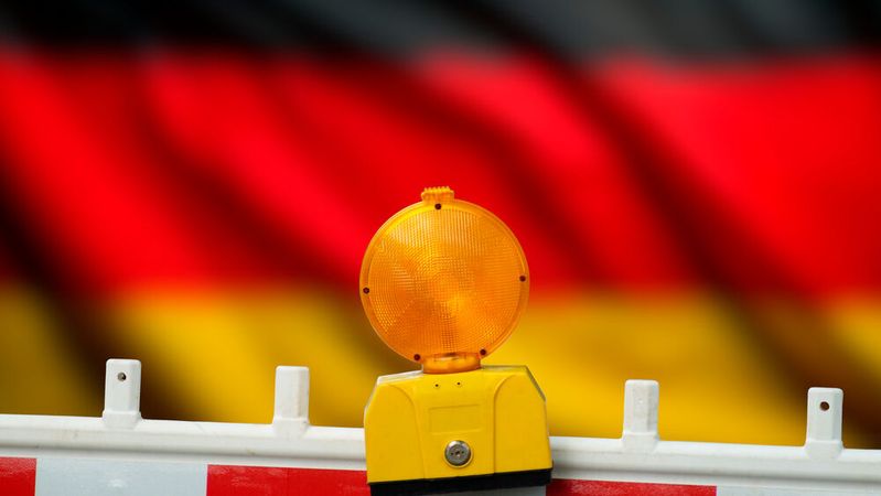 Reformbaustelle Deutschland: Der VDMA kritisiert mutlose Politik, fehlende Reformen und teure Regulierung.(Bild: ©  studio v-zwoelf - stock.adobe.com)