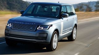 Auch als Plug-in-Variante macht der Range Rover eine gute Figur im Gelände. (Land Rover)