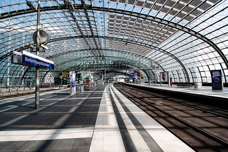 Der Hauptbahnhof in Berlin im Corona-Lockdown, doch die Rechenzentren arbeiten.