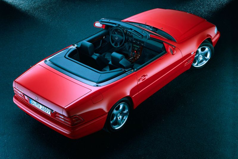 Die Baureihe ab 1998 nach der zweiten größeren Modellpflege. (Bild: Daimler)