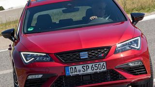 Die Preisliste für den Leon Cupra 300 startet bei 34.280 Euro.  (Seat)