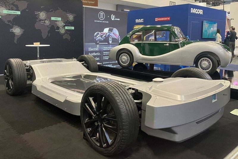 Das Unternehmen U Power Tech zeigt auf der CES ein neues Chassis für E-Autos. Mit dem UP Super Board soll die Entwicklungszeit für neue Fahrzeuge um bis zu sechs Monate reduziert werden. Möglich mache dies die Plug-and-Play-Technologie des Unternehmens.  (Bild: U Power Tech)