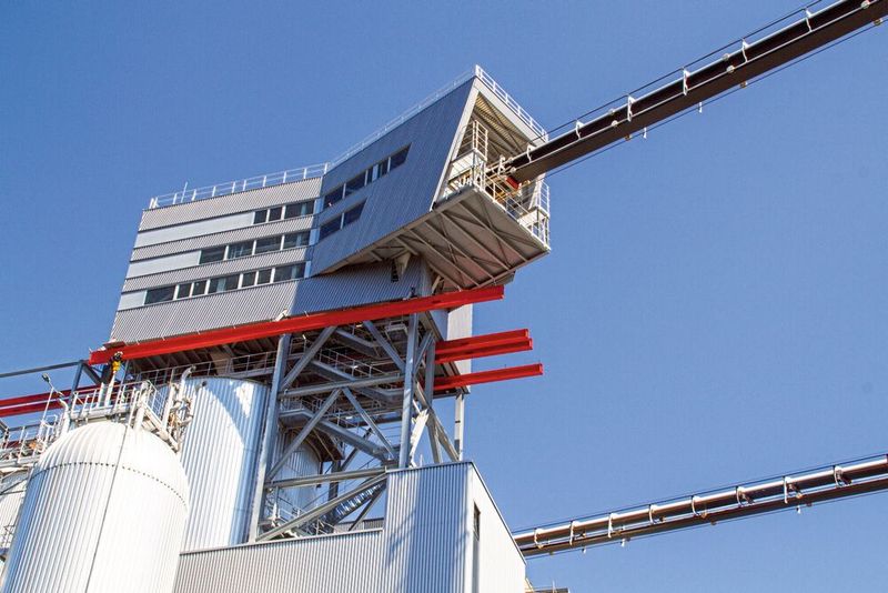 Der Ropecon verbindet Rohstofflager und Produktionsprozess. (Bild: Doppelmayr Transport Technology GmbH)