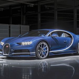 Das Monocoque des Bugatti Chiron ist in CFK ausgeführt. Für den Vorder- und Hinterwagen wurde bereits in der Konzeptphase eine Aluminium-Spaceframe-Struktur favorisiert. 