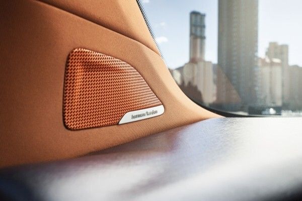 Rinspeed „Budii“: Das Concept Car definiert die Mensch-Maschine-Beziehung neu. (Rinspeed)