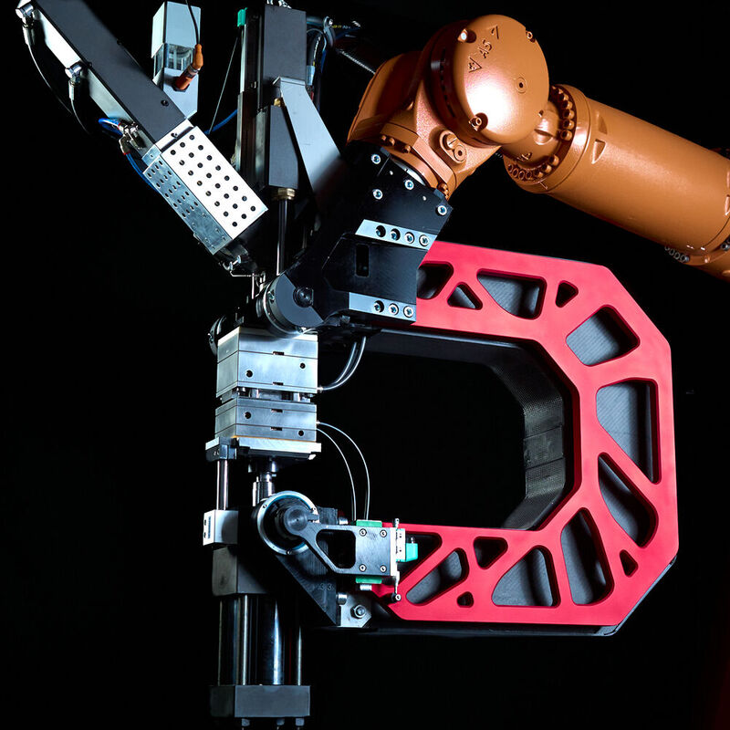 Das Robin-System kann an klassische Industrierobotik montiert und so direkt in die LSAM-Fertigungszelle integriert werden.