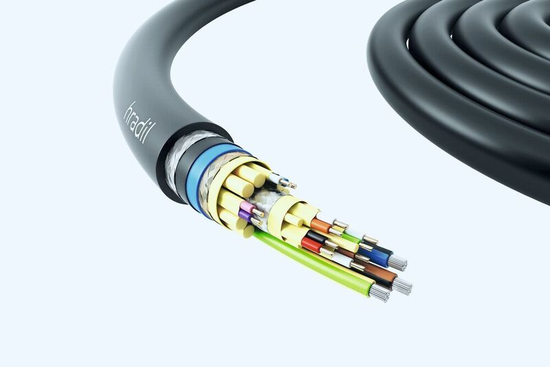 Bild 1:  Armiertes Multi-Ethernet-Kabel von Hradil Spezialkabel mit doppeltem Kabelmantel inklusive doppelter Armierung und extrudierter Einbettung. (Hradil)