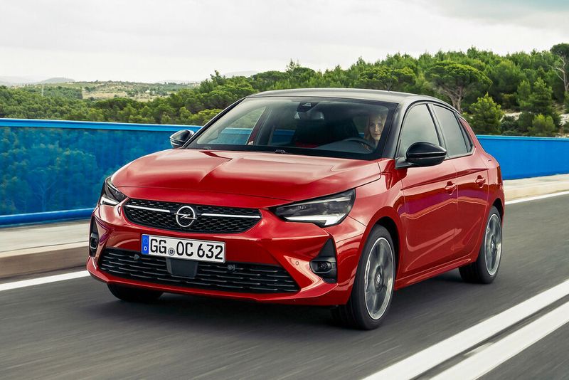 Der Opel Corsa bleibt ein Kleinwagen mit Fokus auf Fahrspaß und Handling statt auf Platzangebot.  (Opel Automobile GmbH)