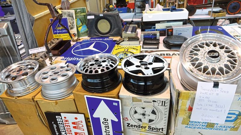 Tolle 80er-Jahre NOS- (New old stock) Teile. (Bild: Dominsky –  »kfz-betrieb«)