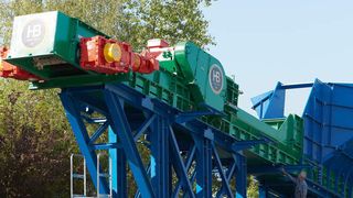 Rund 450 Tonnen Kohle pro Stunde kann der Kettenkratzförderer auf Spitzbergen bewegen. (Bild: SEW)