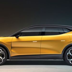 Der Eletre ist ein Full-Size-E-SUV, 5,10 Meter lang, zwei Tonnen Gewicht, drei Meter Radstand, fünf Türen, fünf Sitzplätze, Allradantrieb.(Bild:  Lotus)