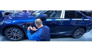 Duch den Einsatz Künstlicher Intelligenz gekoppelt mit Smart Data Analytics und moderner Messtechnik ergeben sich neue Möglichkeiten für eine effiziente Fahrzeugproduktion. (Bild: BMW)