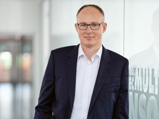 HELU-Geschäftsführer Marc Luksch: „Unser Anspruch ist es, unsere Kompetenzen als Gruppe zu bündeln, um Anwendern mit unseren Lösungen einen echten Mehrwert zu bieten."(Bild:  HELU)