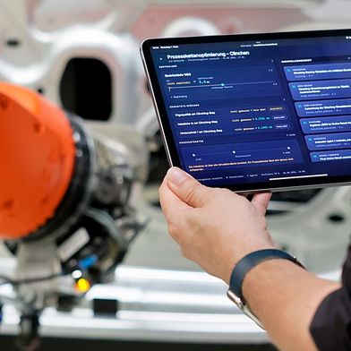 Agentische KI soll anspruchsvolle, komplexe Aufgaben übernehmen und passgenaue Lösungen vorschlagen können. (Bild: Fraunhofer IWU)