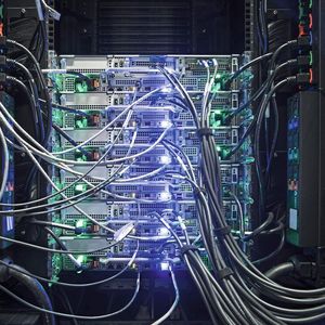 KI-Supercomputer von Phoeniqs in Uptown Basel in Arlesheim.(Bild:  Phoeniqs)