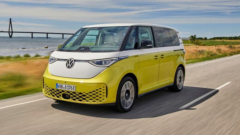 Die Performance-Variante des ID Buzz soll 340 PS stark sein.(Bild:  Volkswagen)