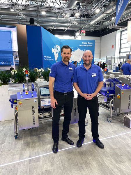 Neuheiten in der Röntgeninspektion und der Metalldetektion für Pharma und Lebensmittel gab es bei Mettler-Toldeo zu entdecken, unter anderem die neuen M50 R-Series Advanced Line Metalldetektoren mit verbesserter Erkennungsempfindlichkeit. (Bild: Sarah Junker)