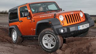 Ein neuer Jeep Wrangler ist für 2017 avisiert. Der direkte Nachfahre des Originals aller Geländewagen, den Willys MB, werde laut Hersteller auf der erfolgreichen Original-Jeep-Formel aufbauen – allerdings mit moderner Technik, eigenständigem Karosserie- und Innenraumdesign, aktuellen Motoren sowie zeitgemäßer Sicherheits- und Komfortausstattung. (Foto: FCA)