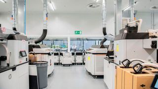 Ford nutzt die Abfälle von 3D-Druck-Materialien und ermöglicht durch deren Einsatz im Spritzguss eine Kreislaufwirtschaft. (Ford)