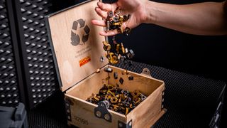 Kobalt und andere Elemente, die Zerspanungswerkzeuge aus Hartmetall erst möglich machen, gibt es nicht unbegrenzt. Deshalb will Sandvik Coromant Nachhaltigkeitsprogramme verfolgen, die etwa die Reparatur oder das Recycling von Werkzeugen erlauben. (Bild: Sandvik Coromant)