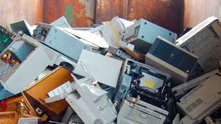 Mithilfe ressourcensparender Designs lassen sich die Gesamtbetriebskosten von Rechenzentren und somit die Umweltbelastung verringern. (gemeinfrei / Dokumol - Pixabay)