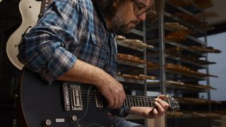 Heraeus_AMLOY_Gitarre.jpg (Heraeus Holding GmbH)